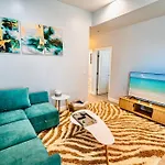 Stunning Mid-City New Home - Modern & Luxe Living!